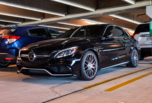 Mercedes-AMG C 63 S W205