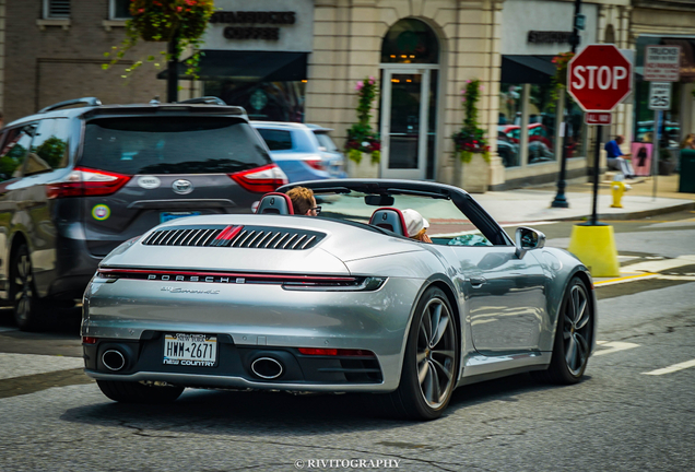 Porsche 992 Carrera 4S Cabriolet