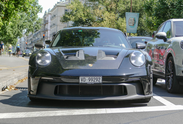 Porsche 992 GT3 RS Weissach Package