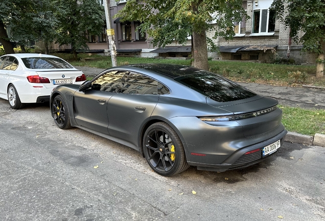 Porsche Taycan Turbo S