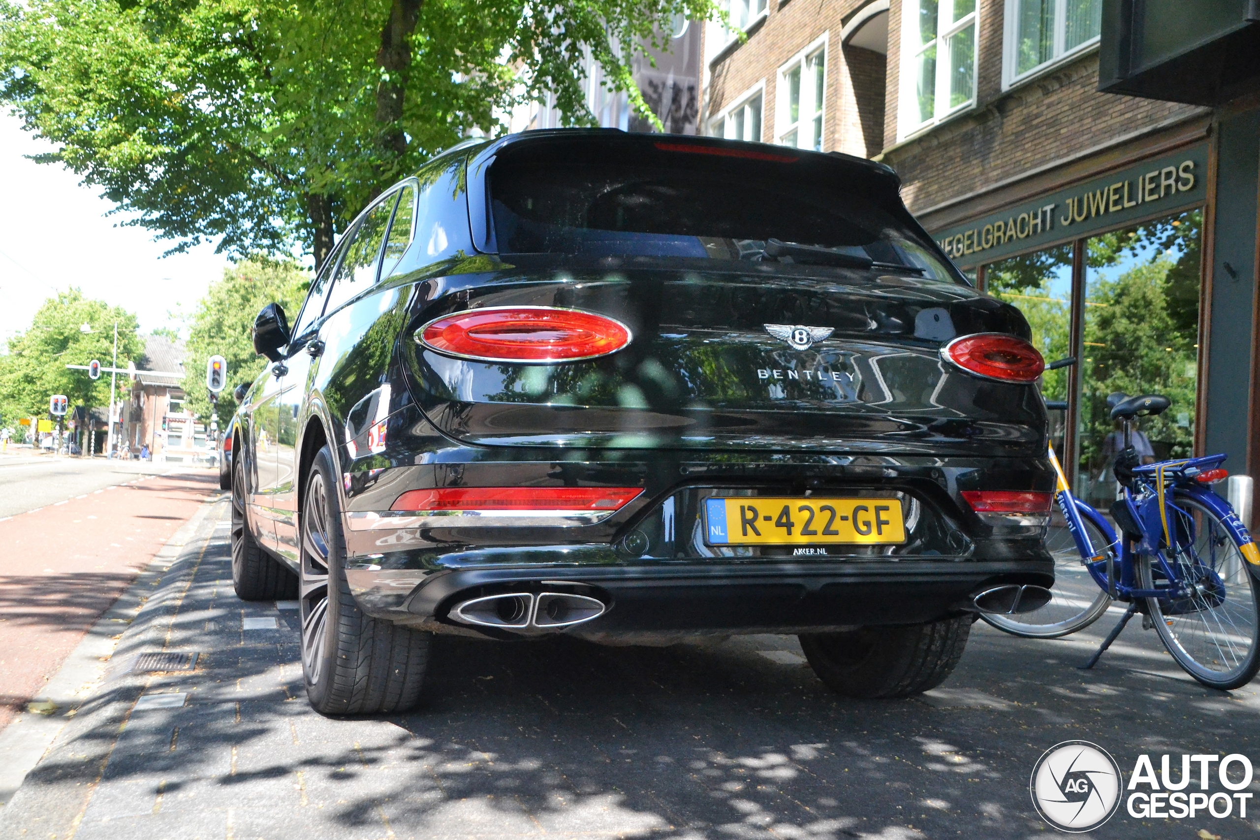 Bentley Bentayga V8 2021