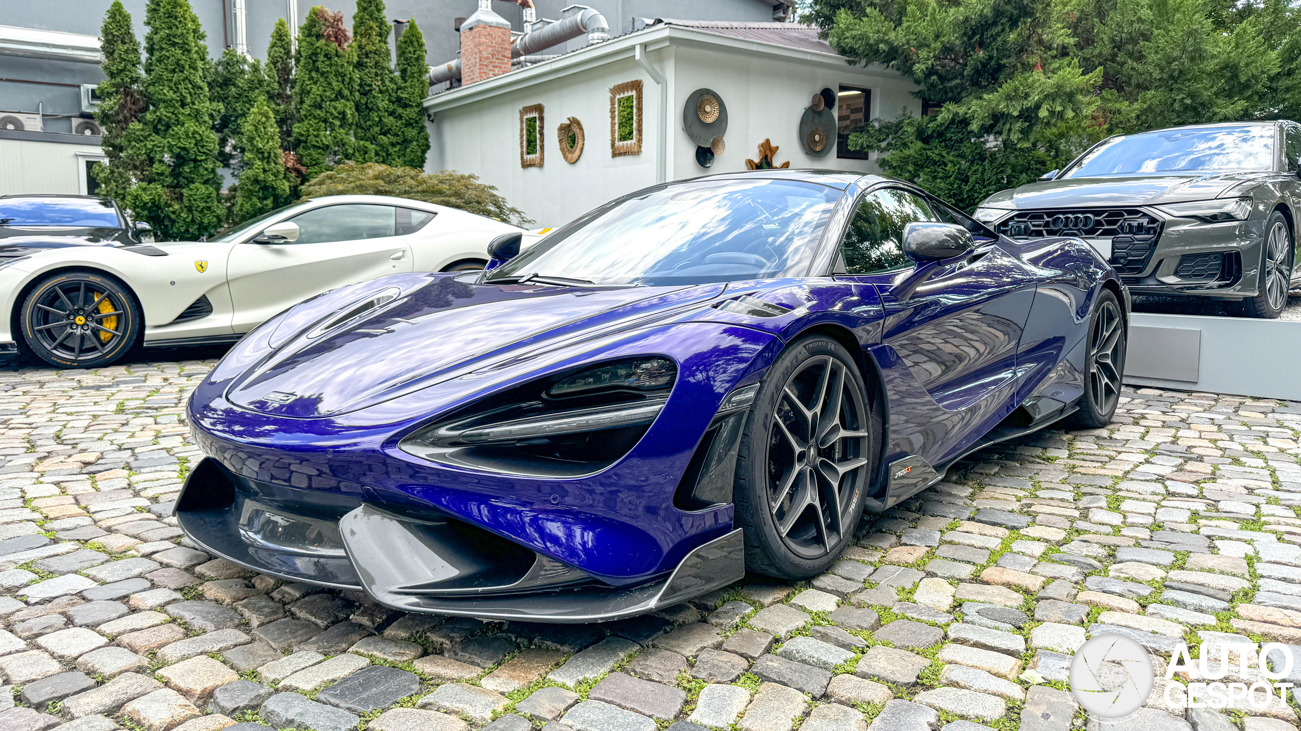McLaren 765LT Spider