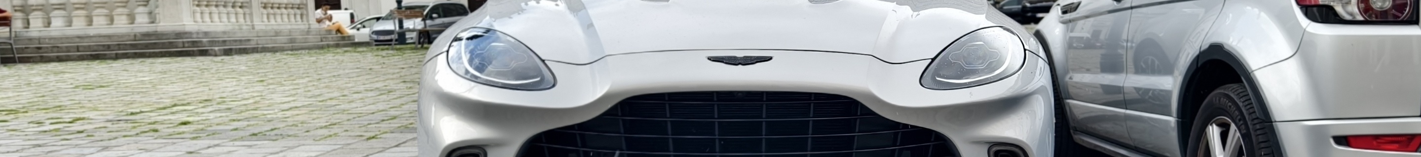 Aston Martin DBX