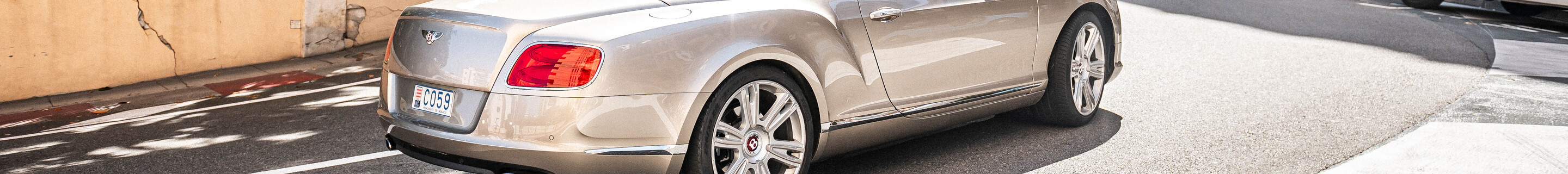 Bentley Continental GTC V8