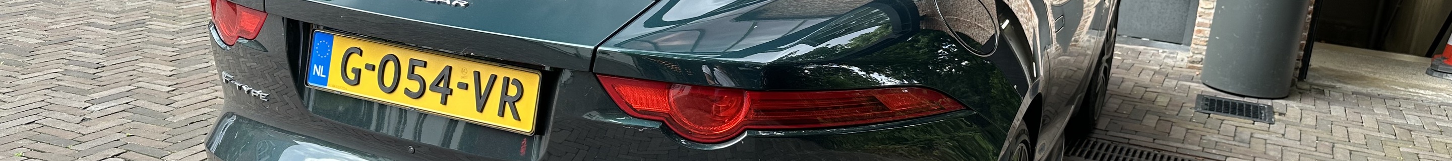 Jaguar F-TYPE R AWD Coupé