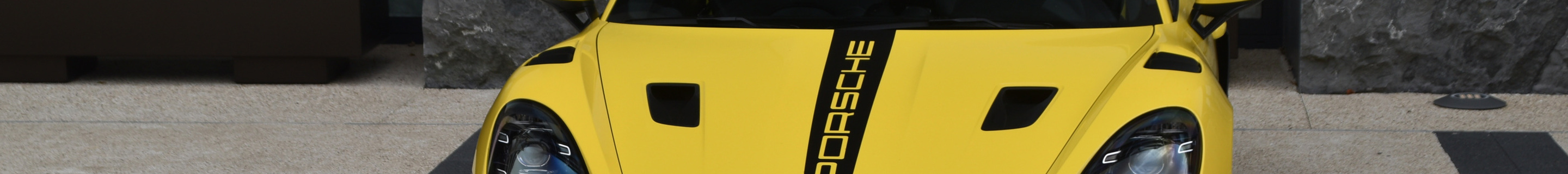Porsche 718 Cayman GT4 RS