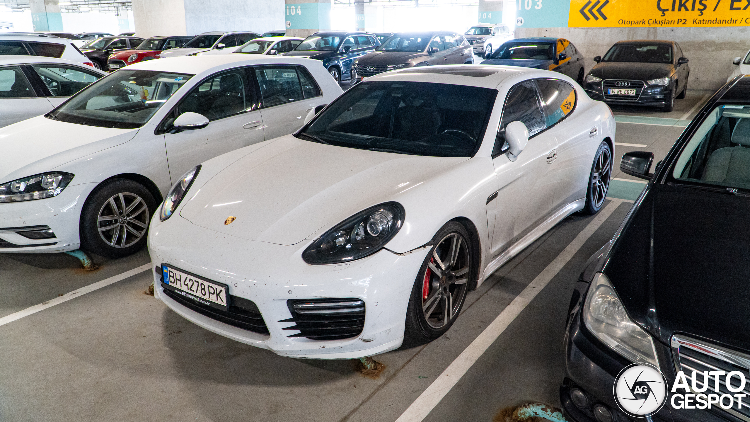 Porsche 970 Panamera GTS MkII