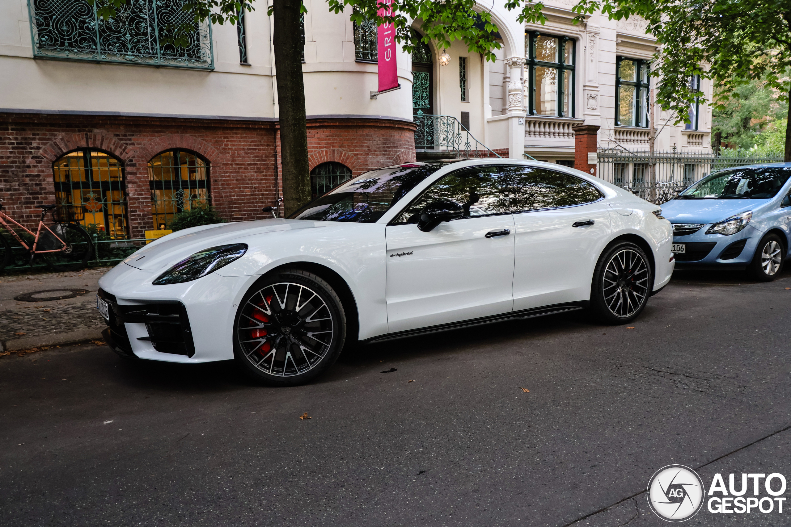 Porsche 972 Panamera Turbo E-Hybrid