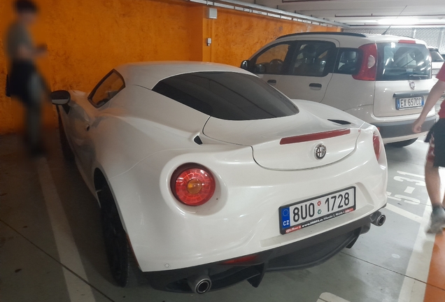 Alfa Romeo 4C Coupé
