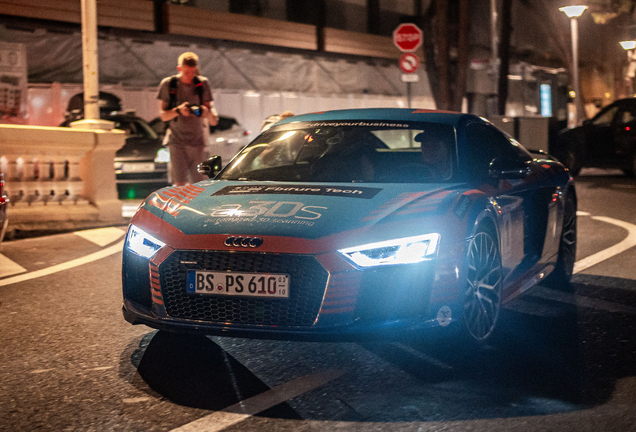 Audi R8 V10 Plus 2015