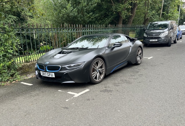 BMW i8