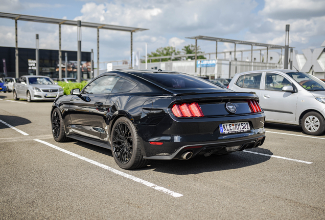 Ford Mustang GT 50th Anniversary Edition
