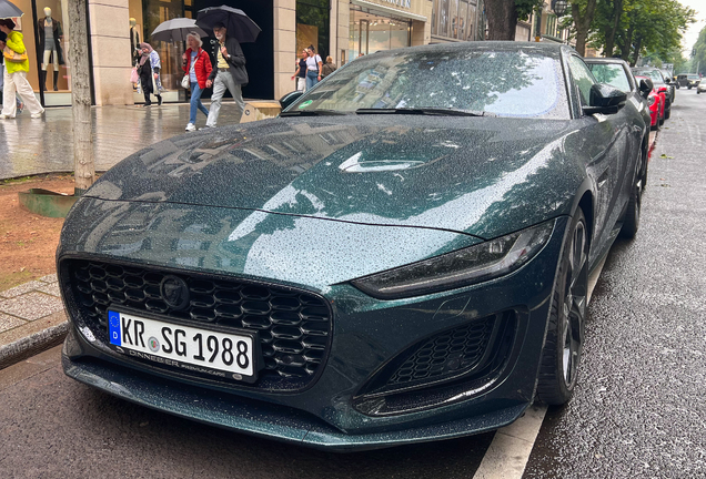 Jaguar F-TYPE P450 75 Coupé