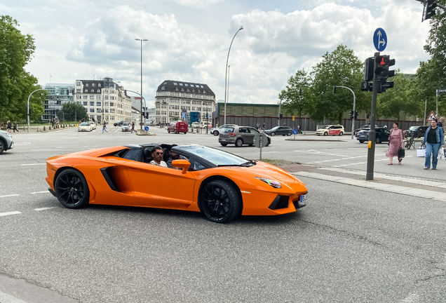 Lamborghini Aventador LP700-4 Roadster