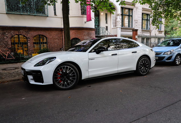 Porsche 972 Panamera Turbo E-Hybrid