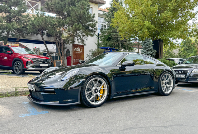 Porsche 992 GT3 Touring