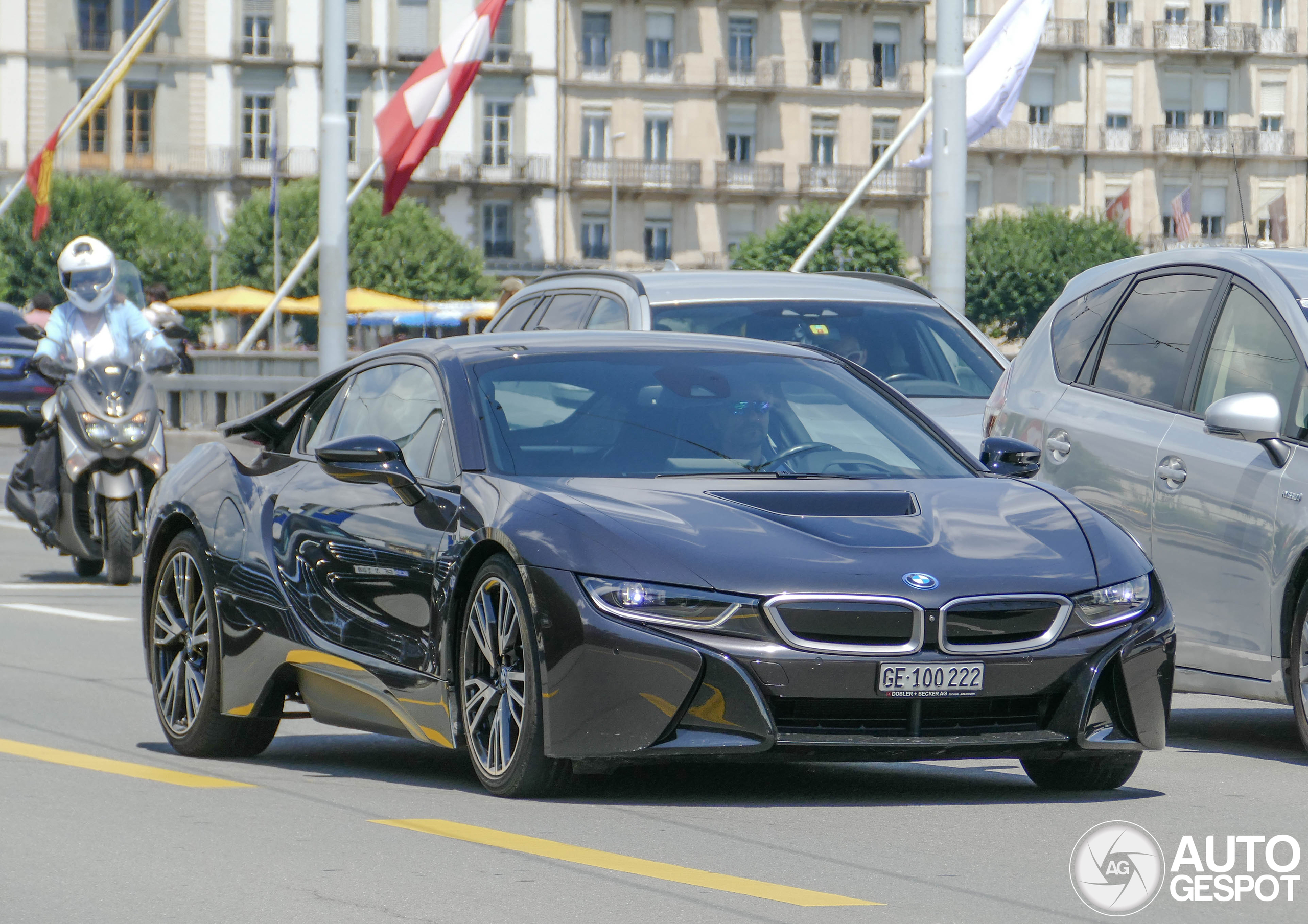 BMW i8