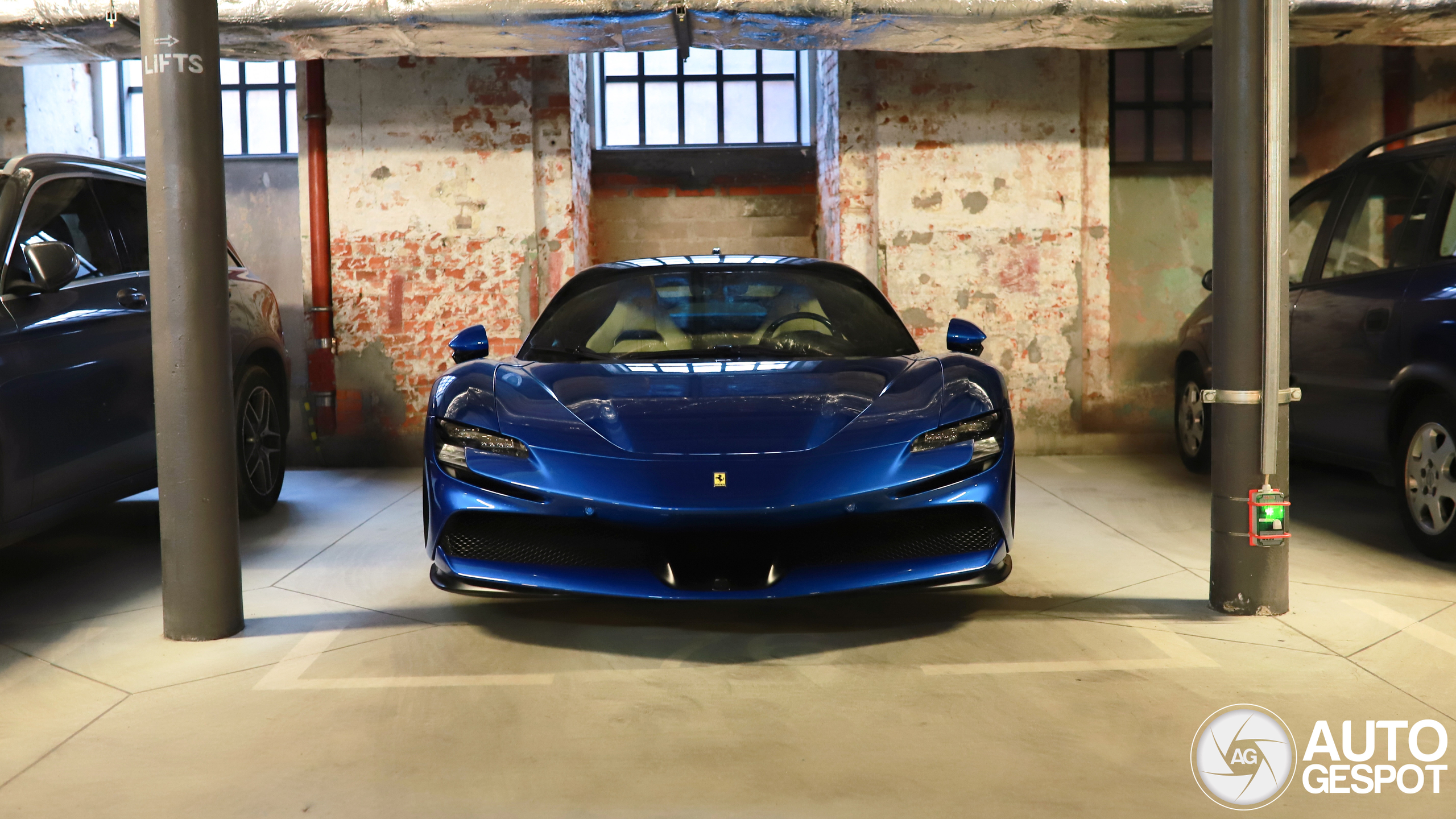 Ferrari SF90 Stradale