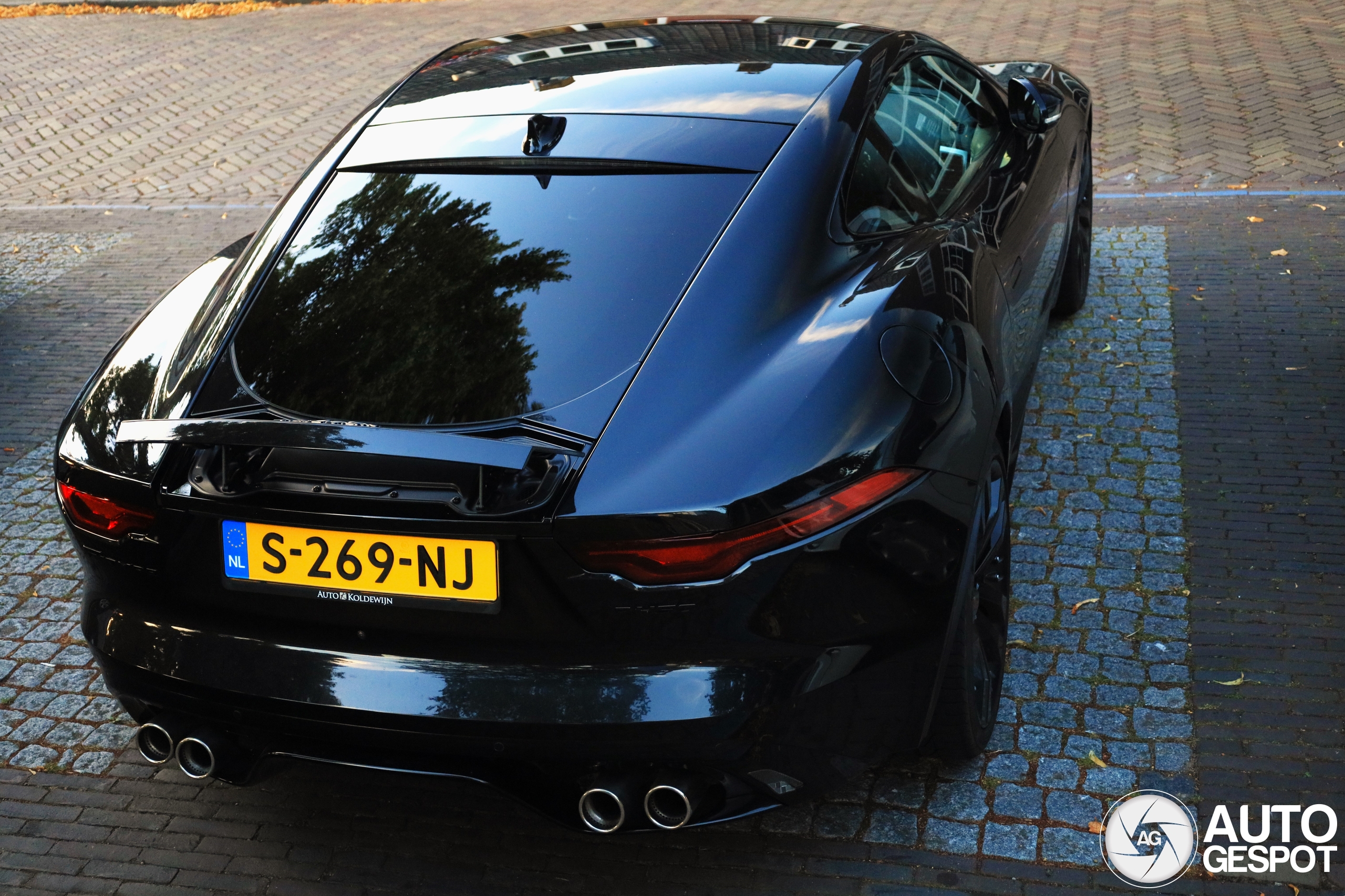 Jaguar F-TYPE P450 Coupé 2020