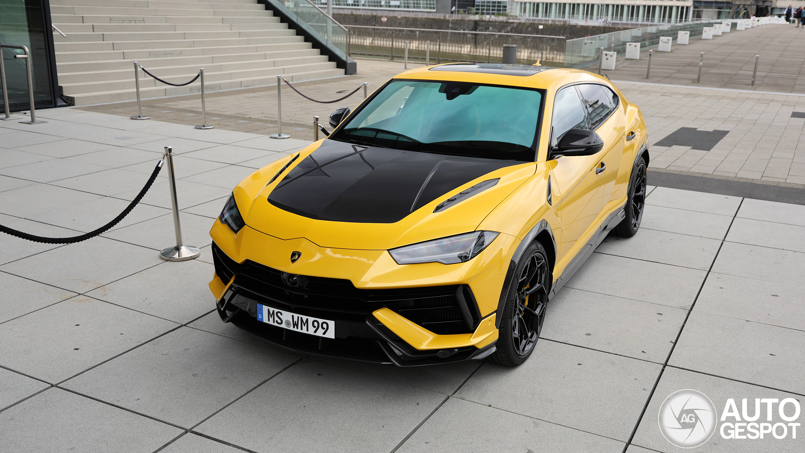 Lamborghini Urus Performante