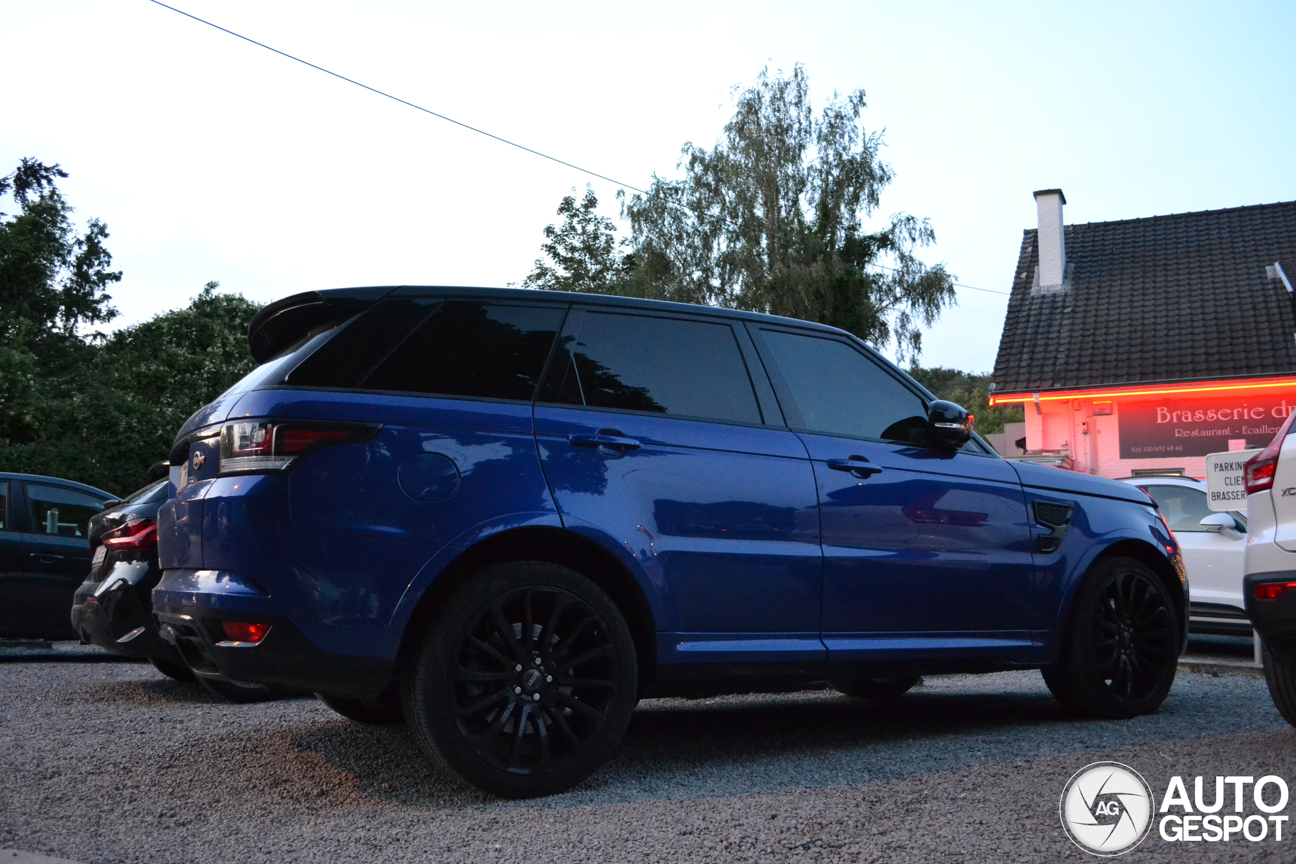 Land Rover Range Rover Sport SVR