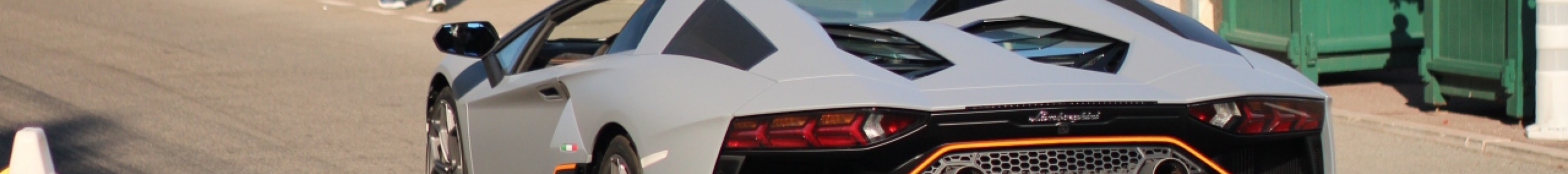 Lamborghini Aventador LP780-4 Ultimae Roadster