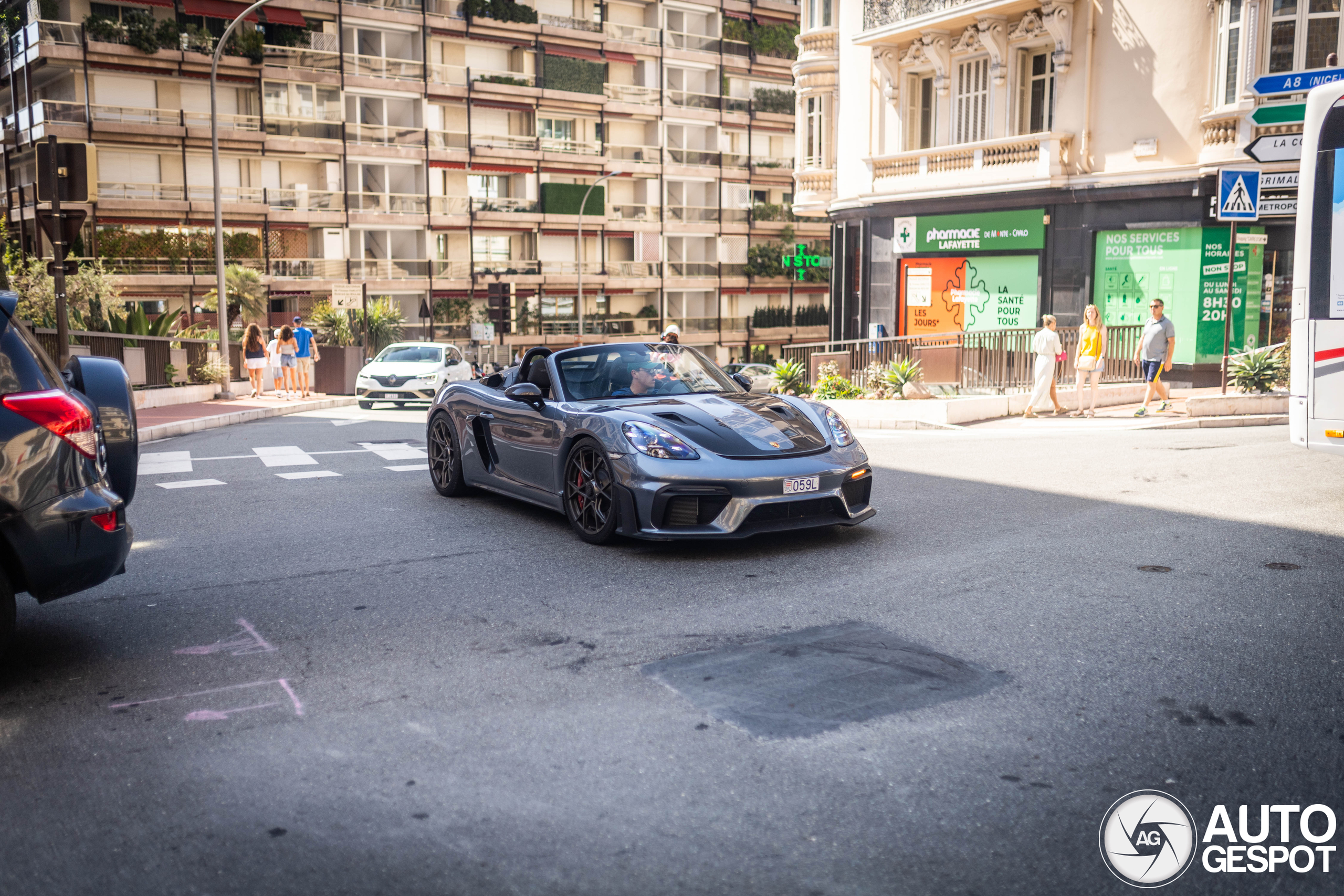 Porsche 718 Spyder RS Weissach Package