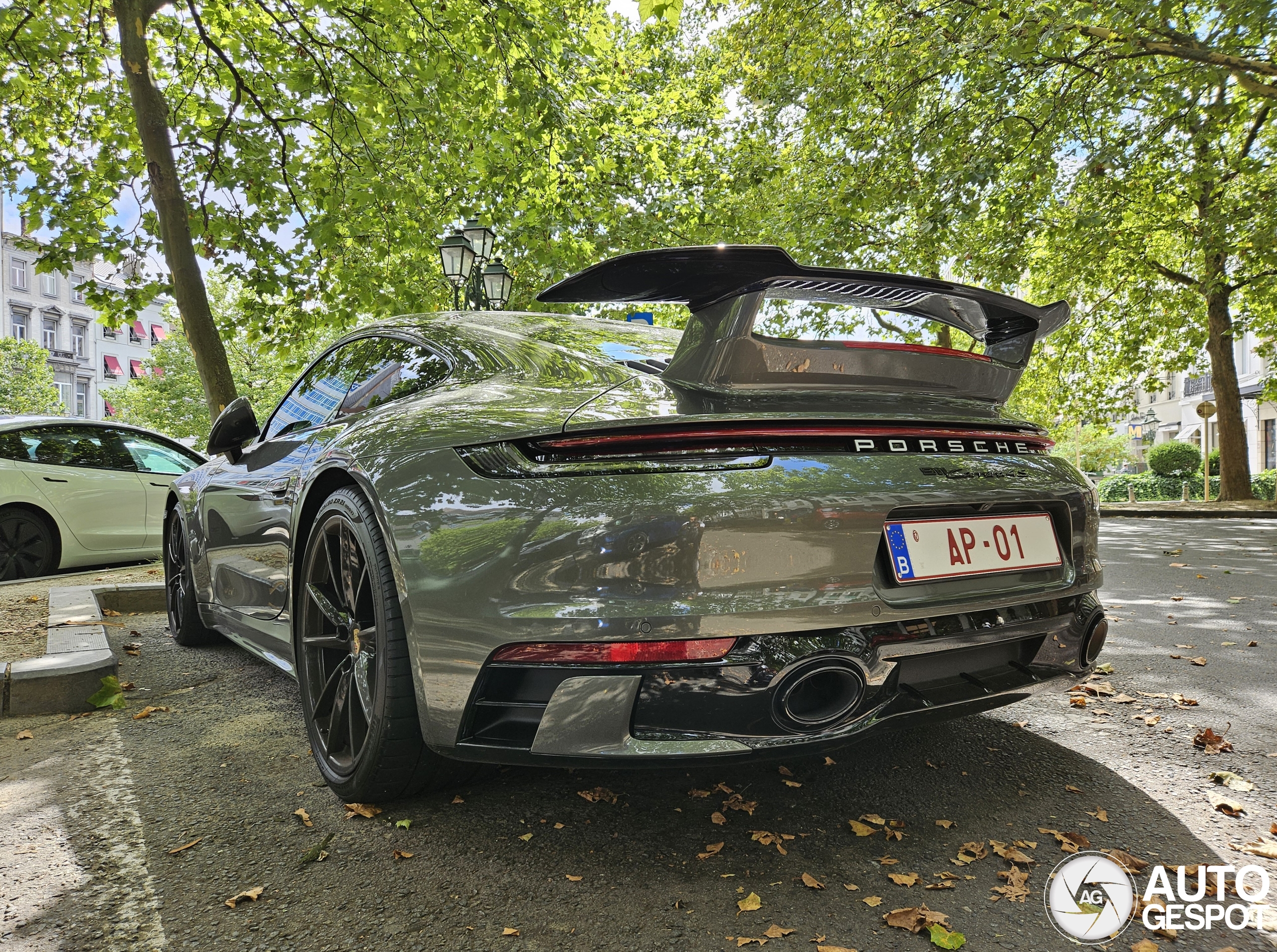 Porsche 992 Carrera 4S