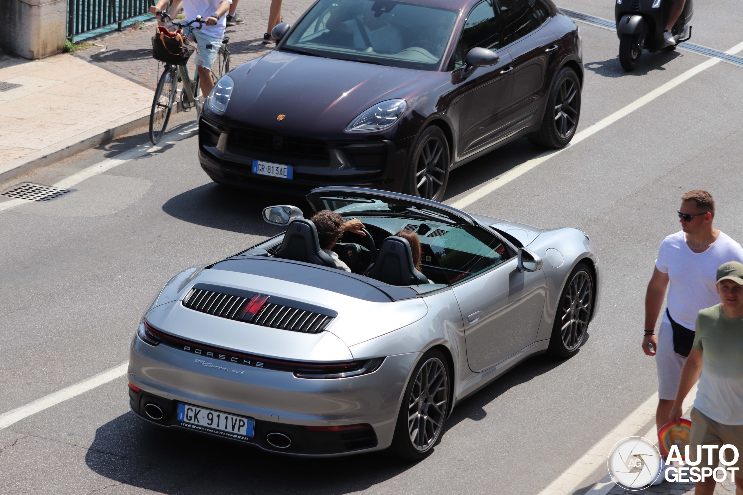 Porsche 992 Carrera 4S Cabriolet