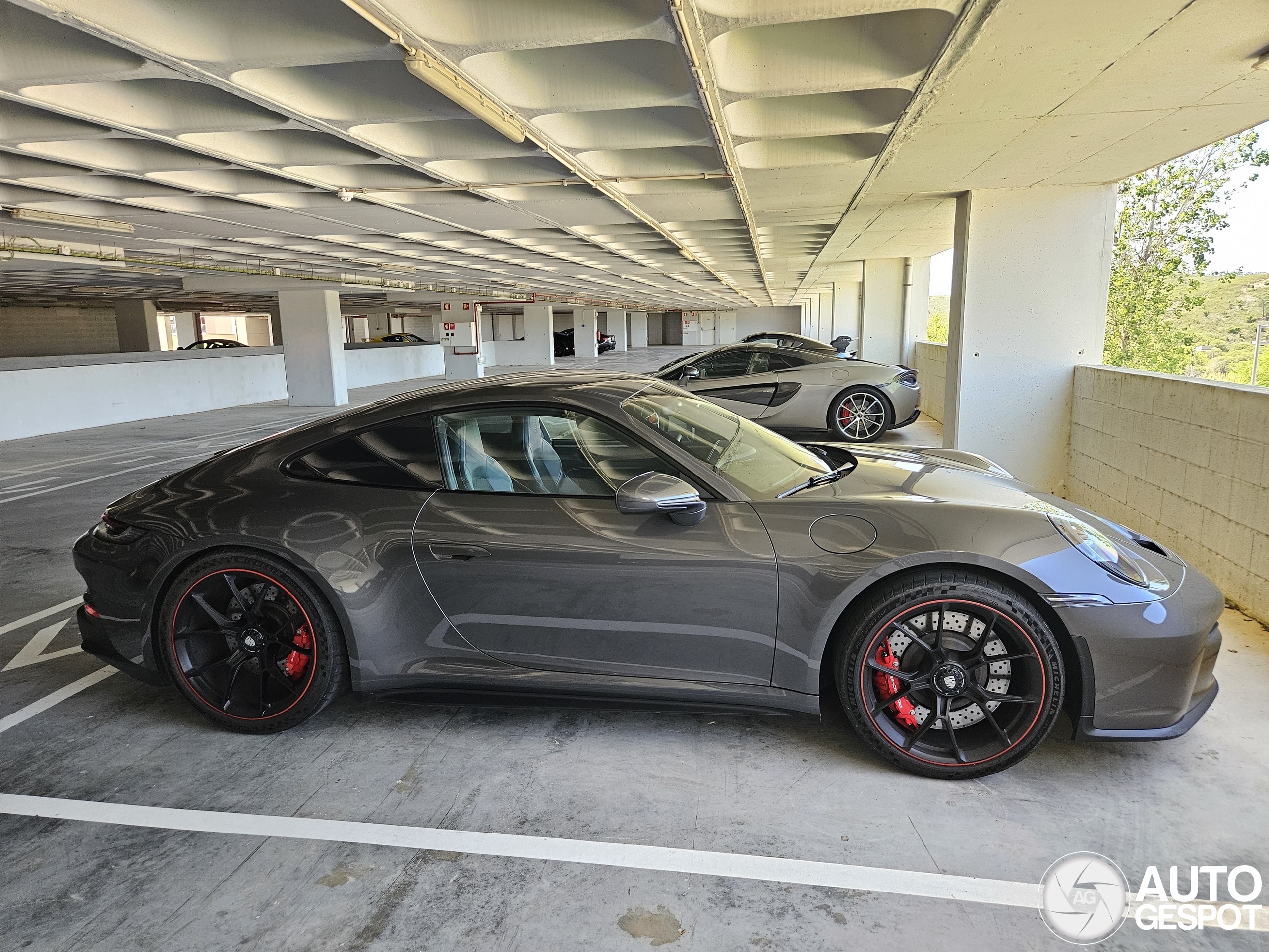 Porsche 992 GT3 Touring