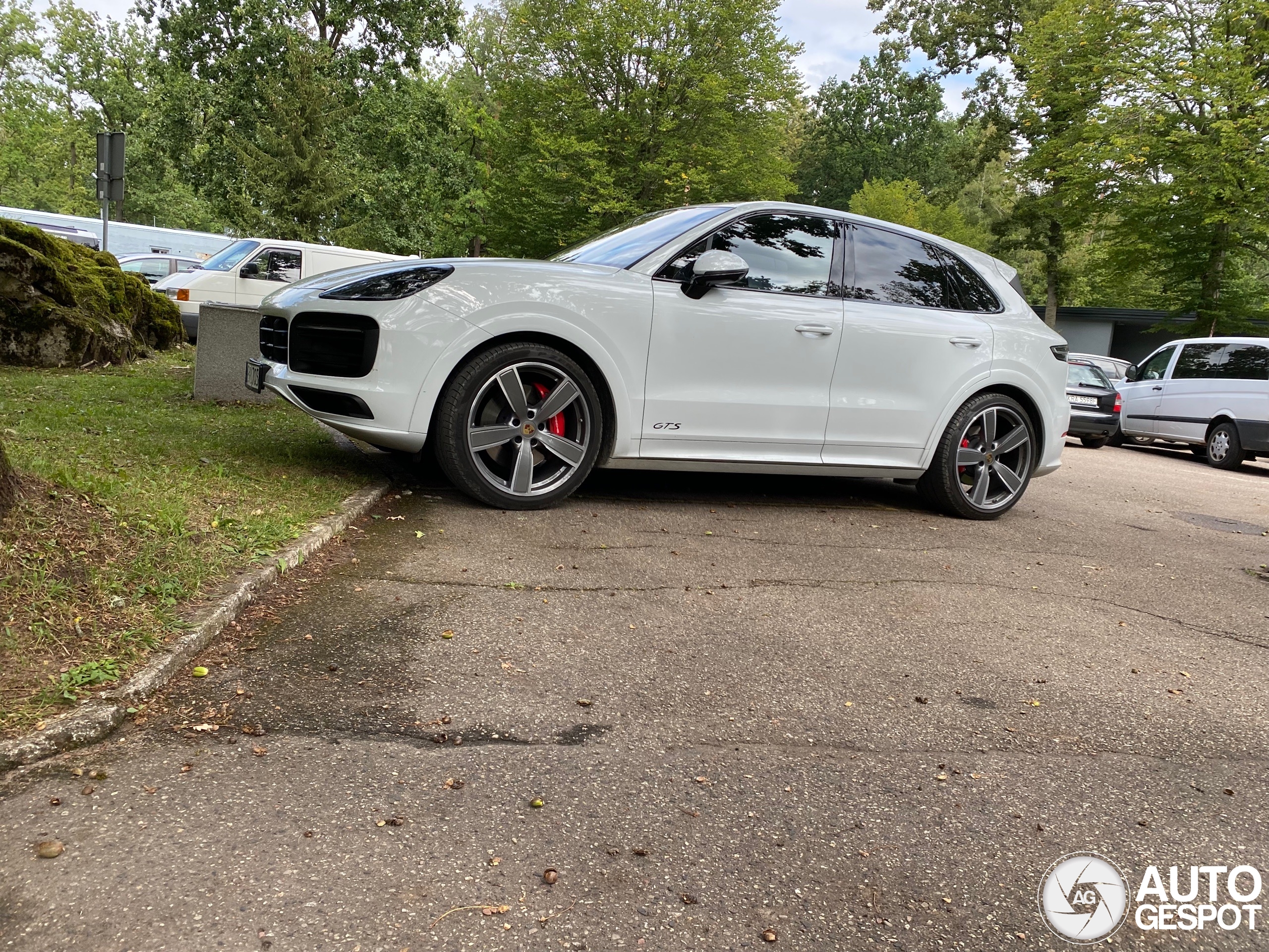 Porsche 9YA Cayenne GTS