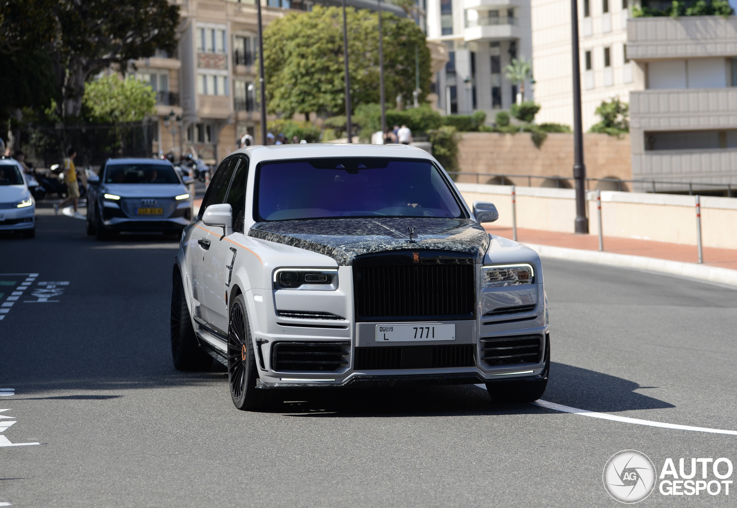 Rolls-Royce Mansory Cullinan Wide Body