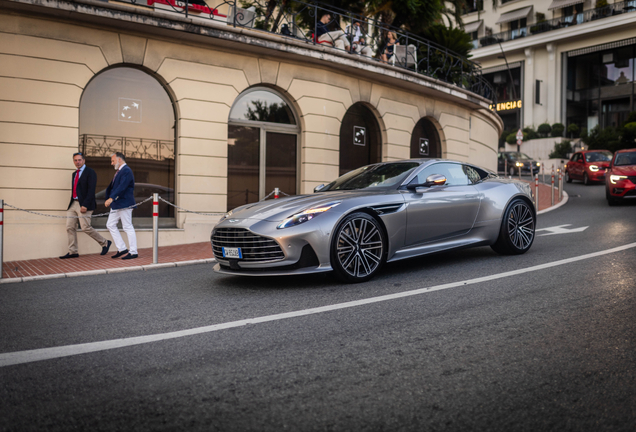 Aston Martin DB12