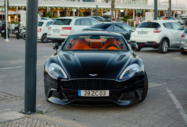 Aston Martin Vanquish 2013