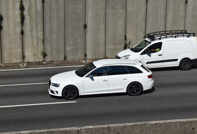 Audi RS4 Avant B8