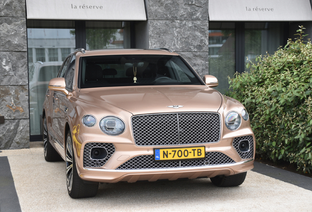 Bentley Bentayga Hybrid 2021