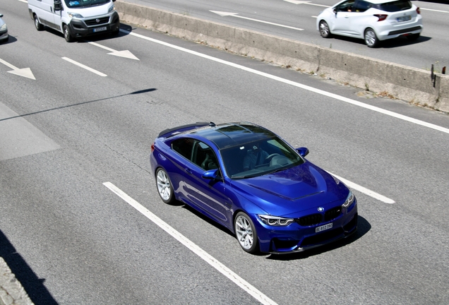 BMW M4 F82 CS