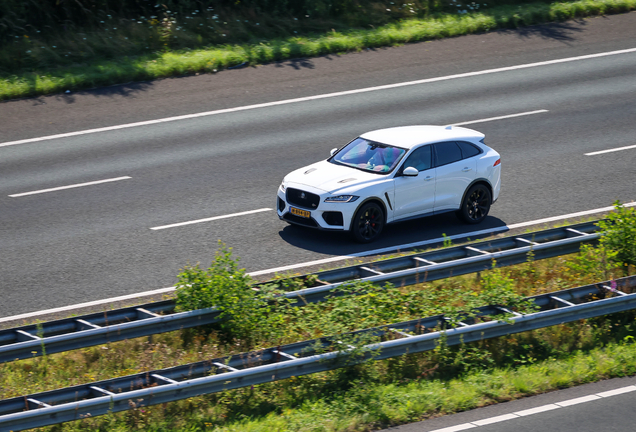 Jaguar F-PACE SVR