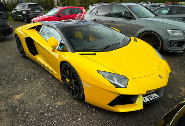 Lamborghini Aventador LP700-4 Roadster