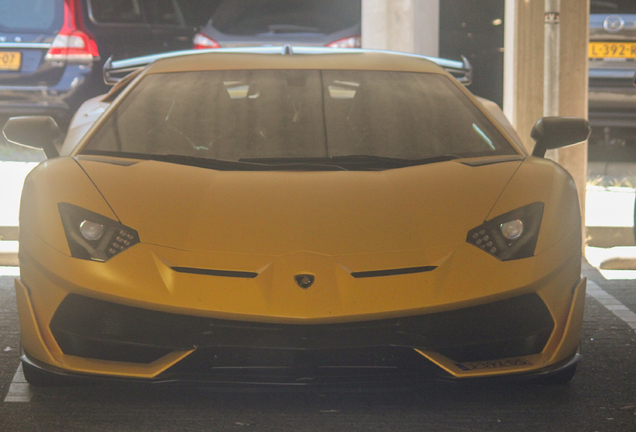 Lamborghini Aventador LP770-4 SVJ