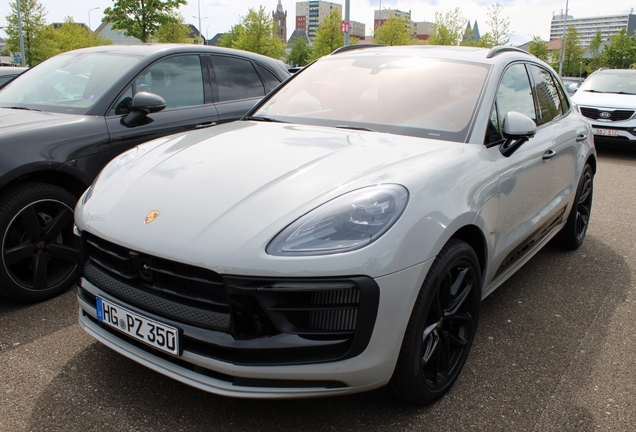 Porsche 95B Macan GTS MkIII