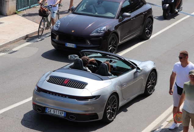 Porsche 992 Carrera 4S Cabriolet