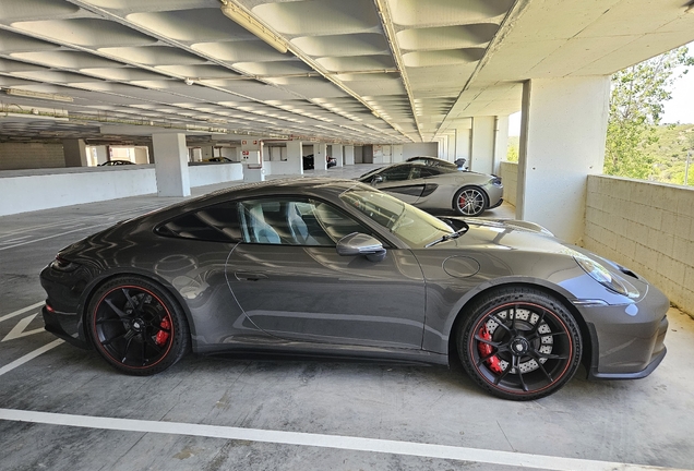 Porsche 992 GT3 Touring