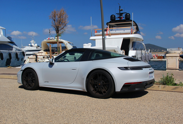 Porsche 992 Targa 4 GTS