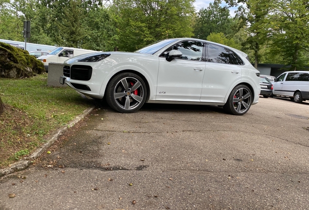 Porsche 9YA Cayenne GTS