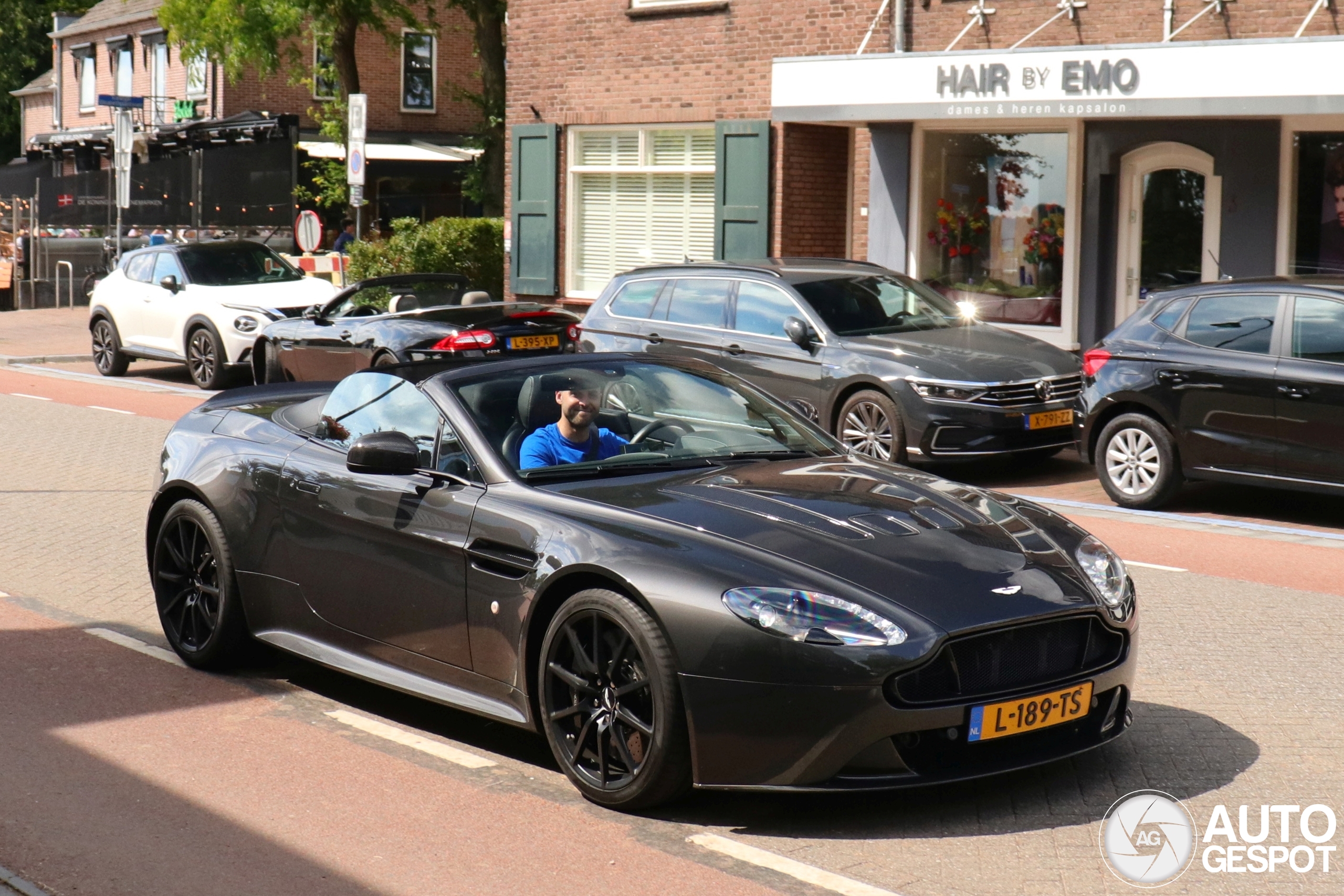 Aston Martin V12 Vantage S Roadster