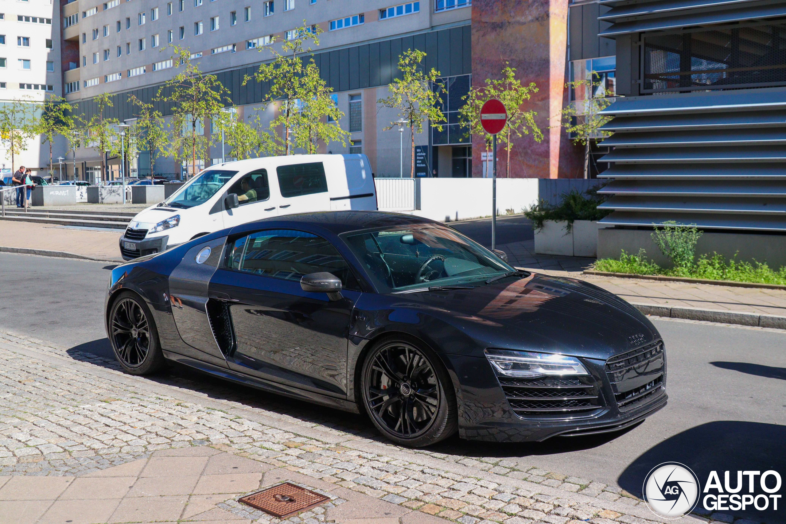 Audi R8 V10 2013