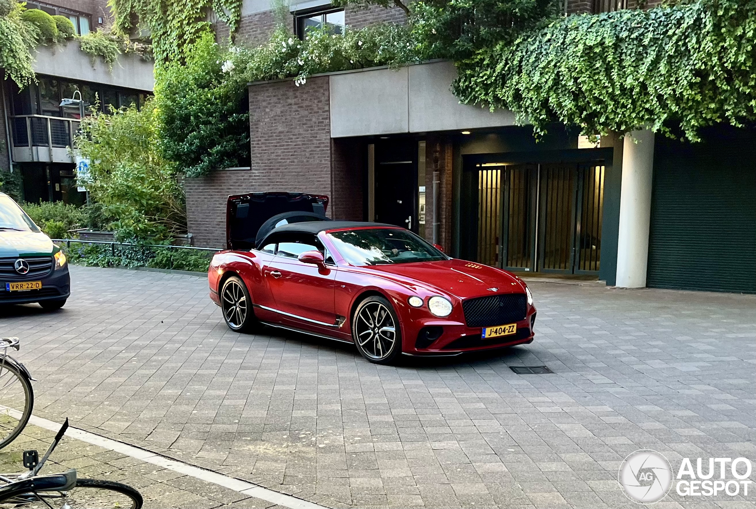 Bentley Continental GTC V8 2020