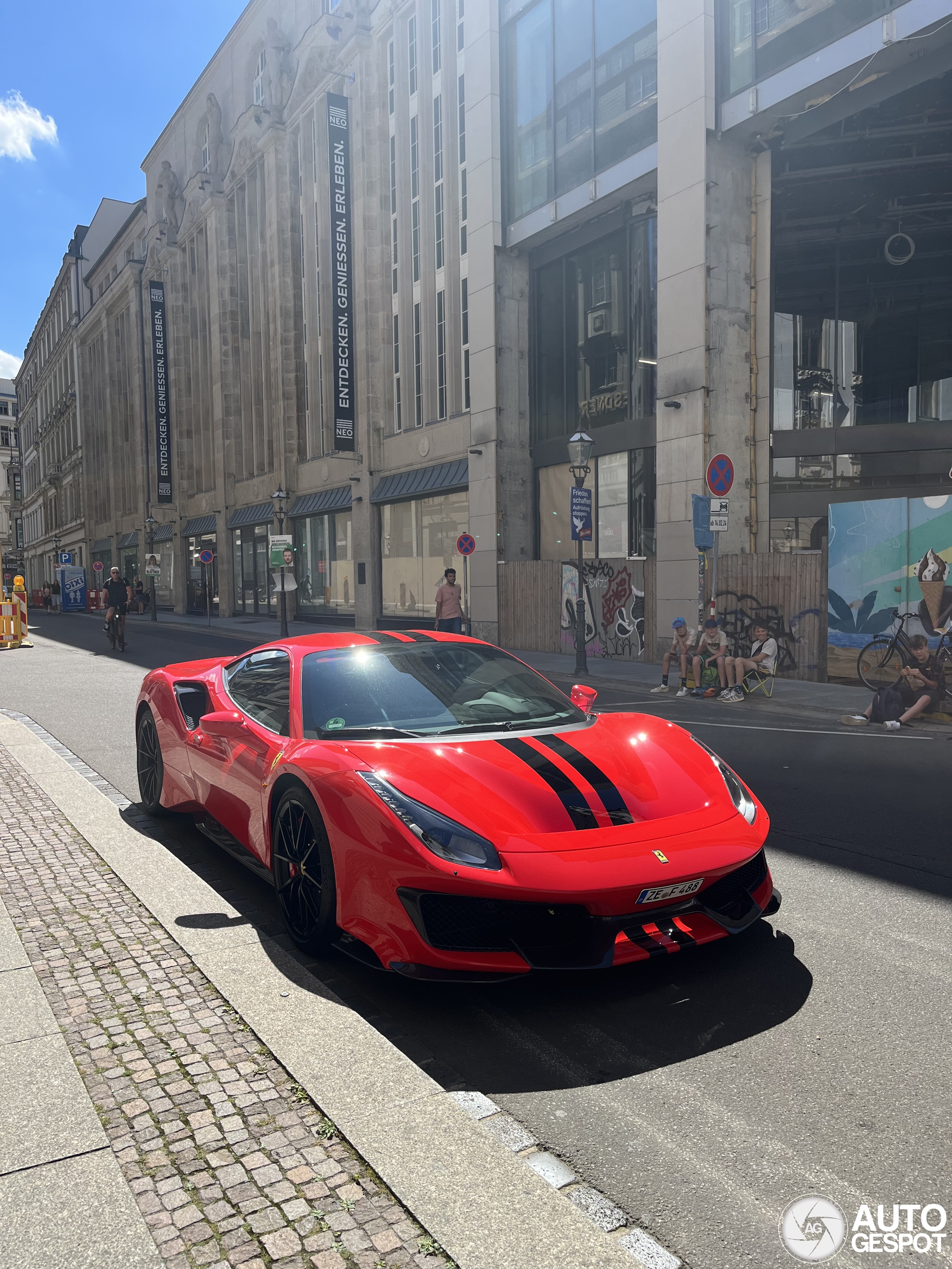 Ferrari 488 Pista