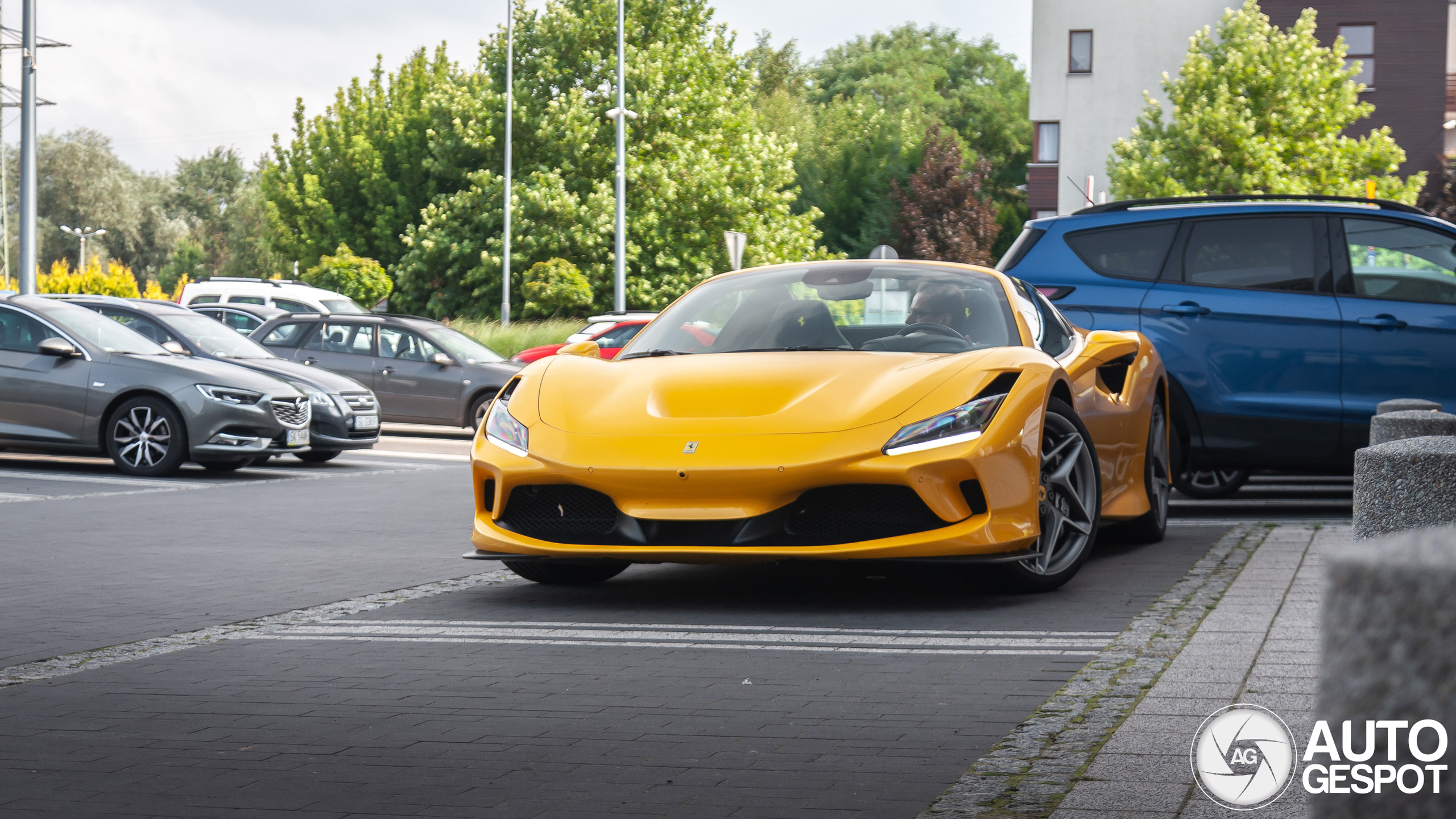 Ferrari F8 Spider